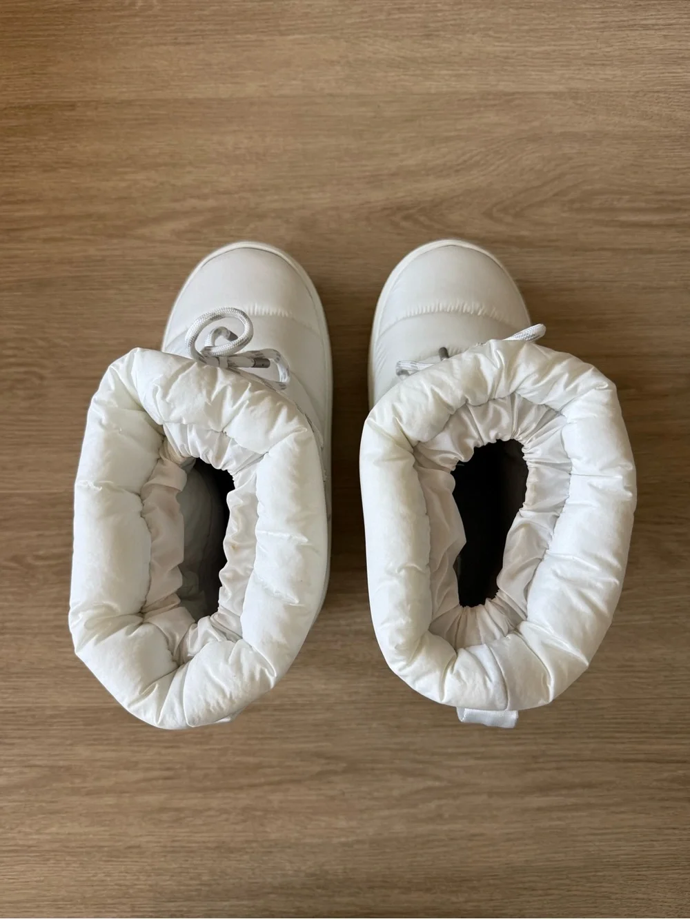 Maison Martin Margiela White Puffer Snow Boots